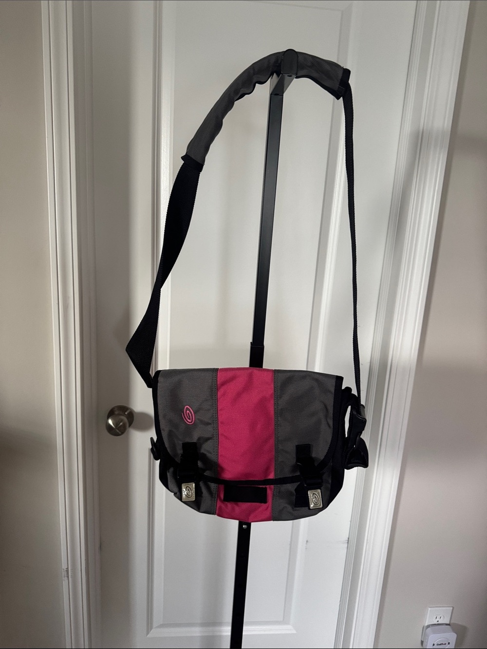 Timbuk2 Gray and Pink Shoulder Messenger Bag